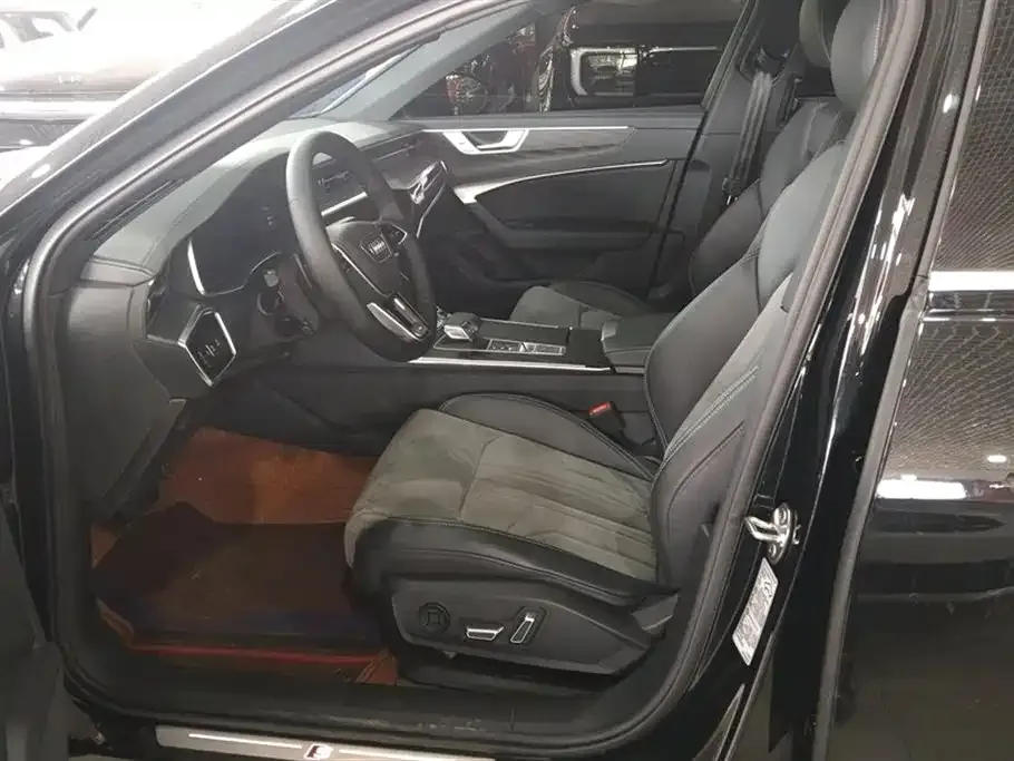 Audi A6L 2024 из CN, фото 7