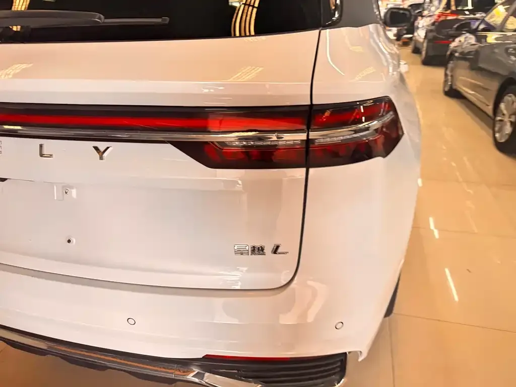 Geely Xingyue L 2023 из CN, фото 3