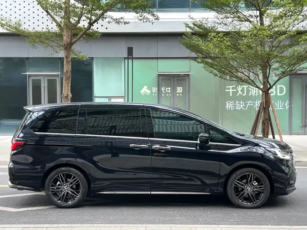 Honda Odyssey 2023 из CN, фото 6