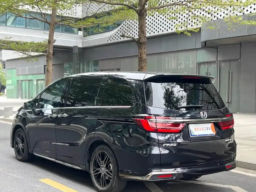 Honda Odyssey 2023 из CN, фото 5