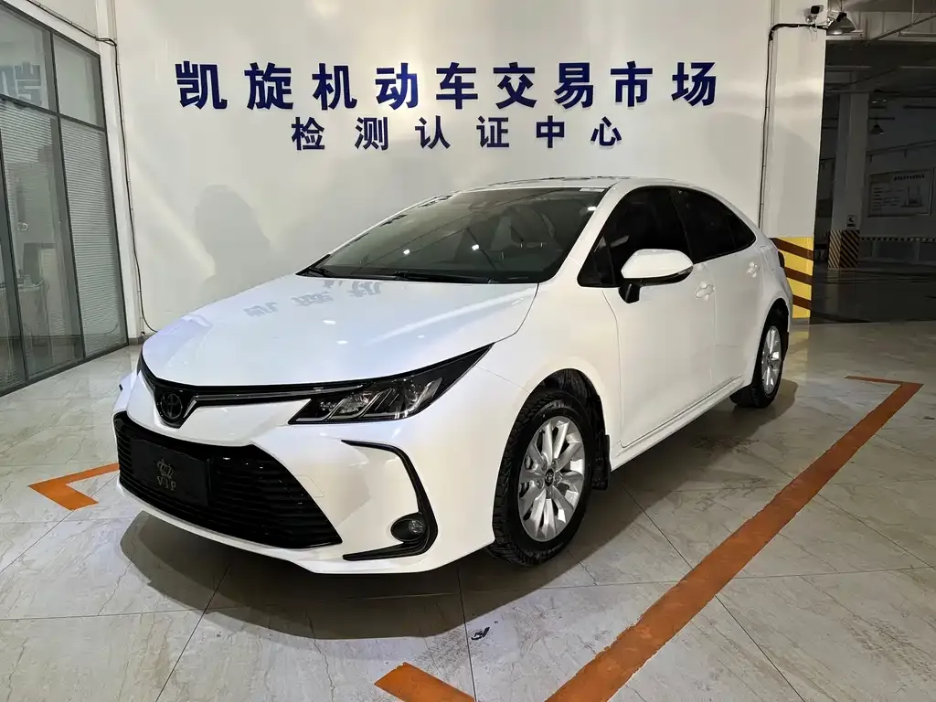 Toyota Corolla 2021 из CN, фото 1
