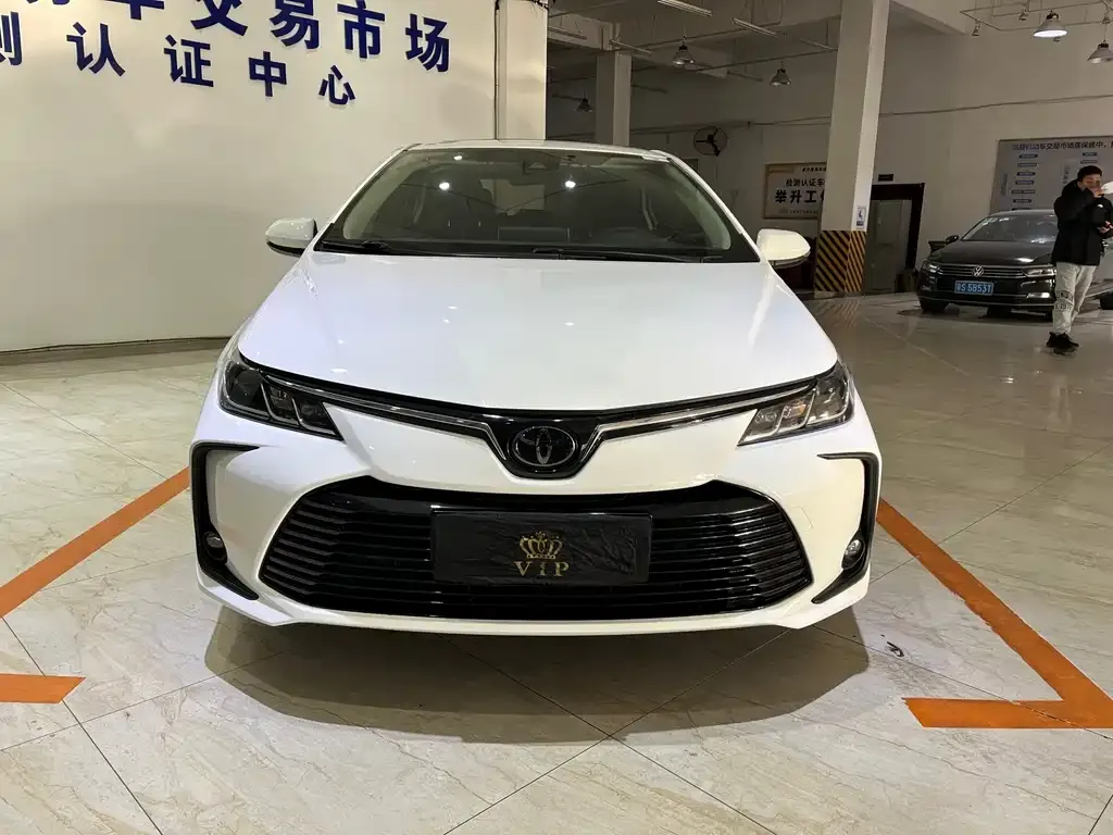 Toyota Corolla 2021 из CN, фото 2