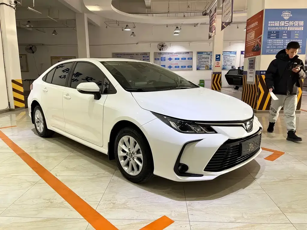 Toyota Corolla 2021 из CN, фото 3