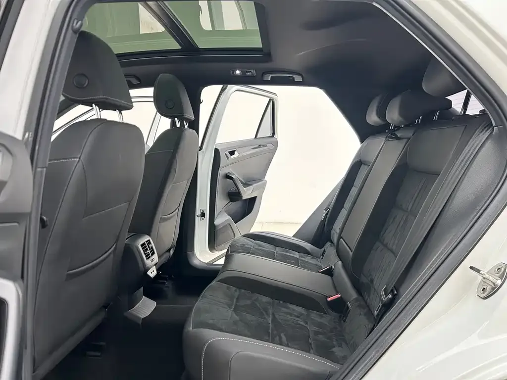 Volkswagen T-Roc 2022 из CN, фото 8