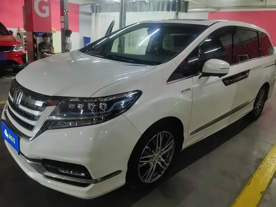 Honda Elysion 2021 из CN, фото 1