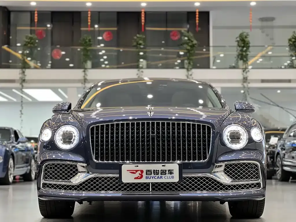 Bentley Flying Spur PHEV 2022 из CN, фото 8