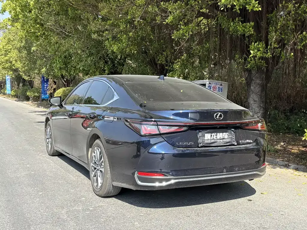 Lexus ES 2025 из CN, фото 9