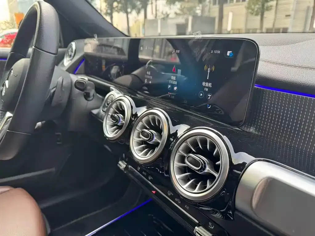 Mercedes-Benz GLB 2023 из CN, фото 5
