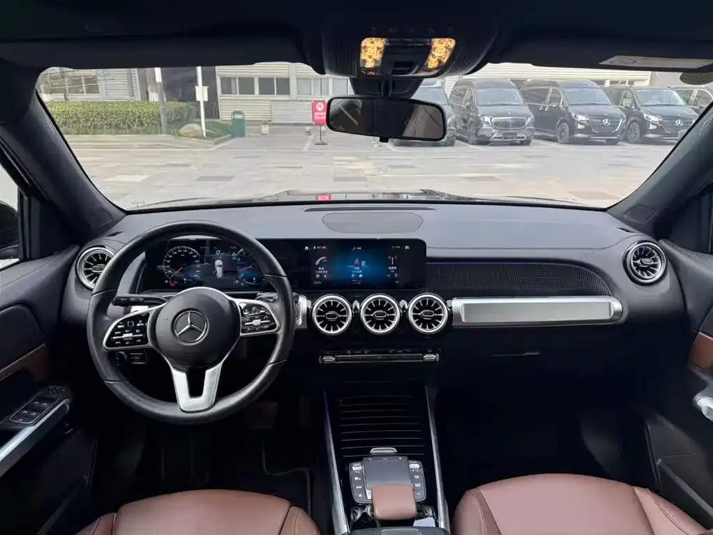 Mercedes-Benz GLB 2023 из CN, фото 2
