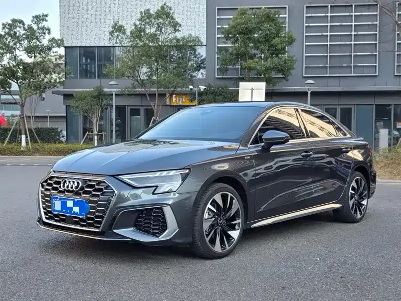 Audi A3 2024 из CN, фото 1