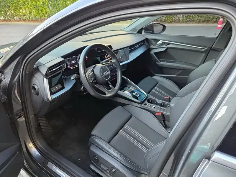 Audi A3 2024 из CN, фото 3