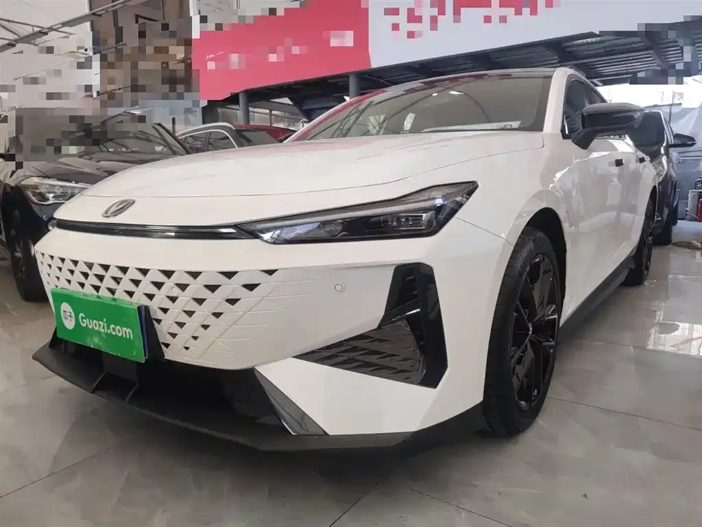 Changan UNI-V 2025 из CN, фото 1