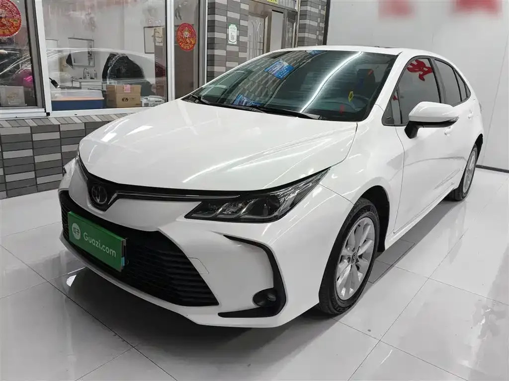 Toyota Corolla 2023 из CN, фото 2