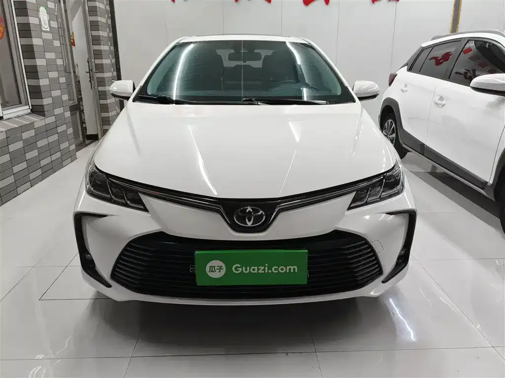 Toyota Corolla 2023 из CN, фото 3