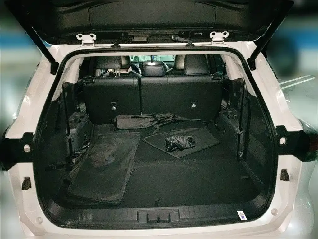 Toyota Highlander 2022 из CN, фото 8