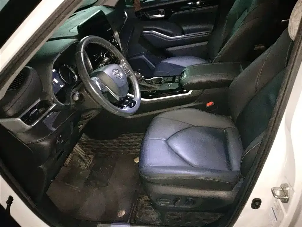 Toyota Highlander 2022 из CN, фото 7