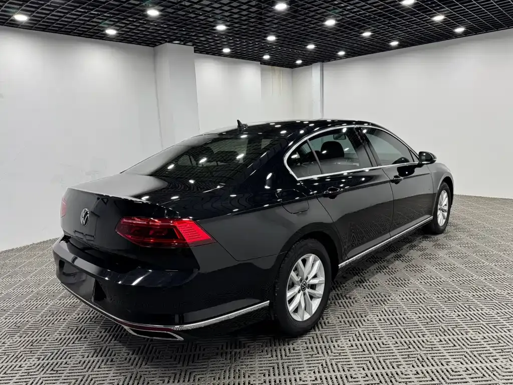 Volkswagen Magotan 2022 из CN, фото 4