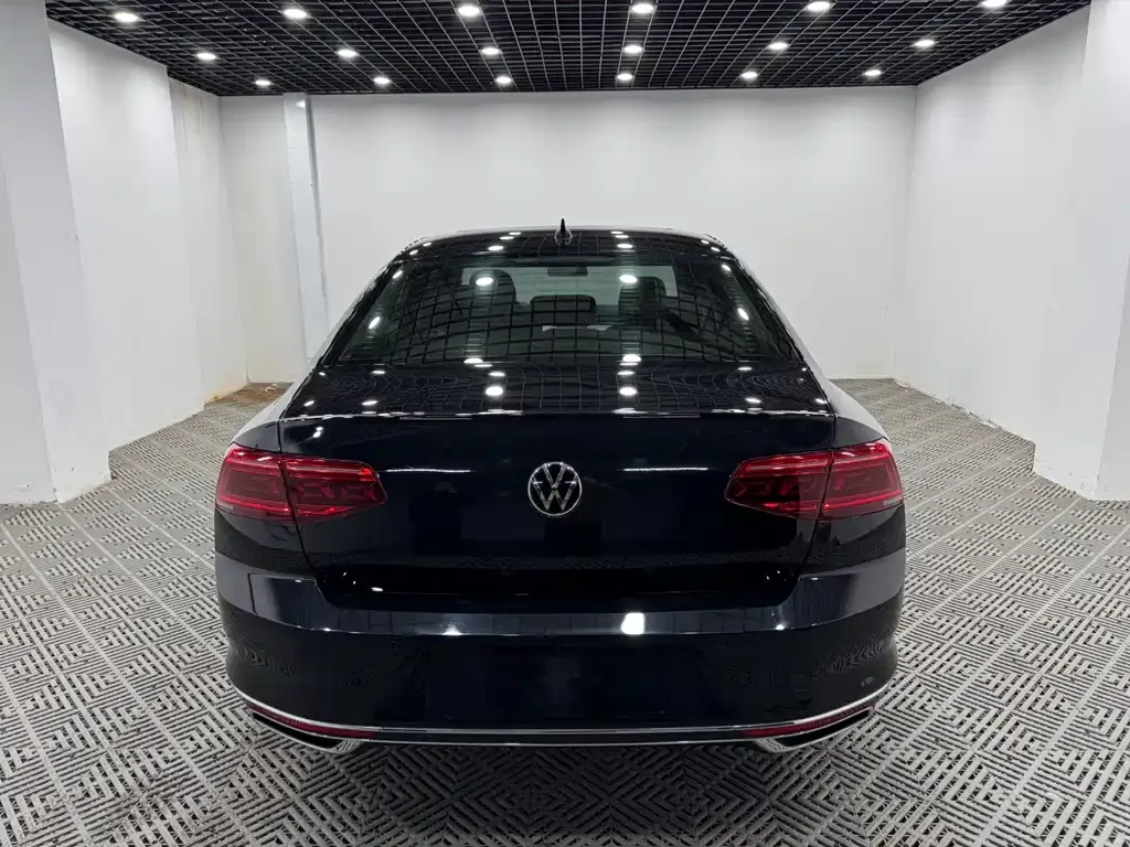 Volkswagen Magotan 2022 из CN, фото 8