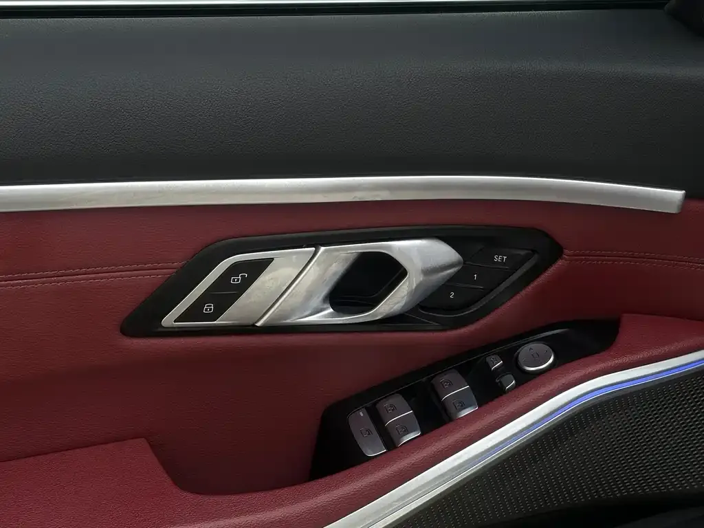 [object Object] 3 Series 2023 из CN, фото 7