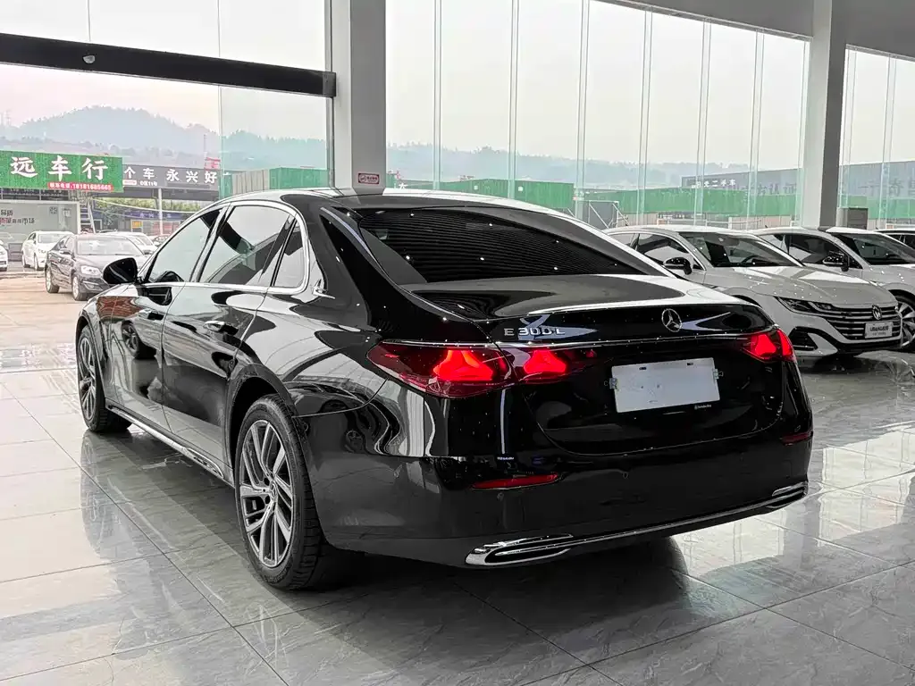 Mercedes-Benz E-Class 2025 из CN, фото 6