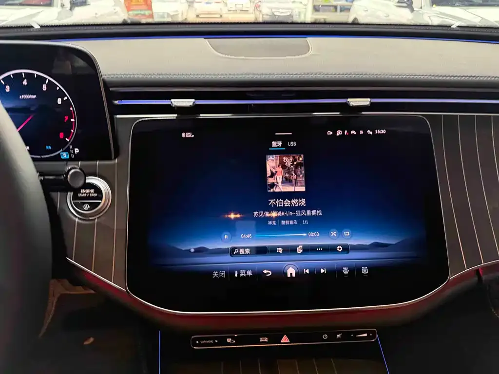 Mercedes-Benz E-Class 2025 из CN, фото 2