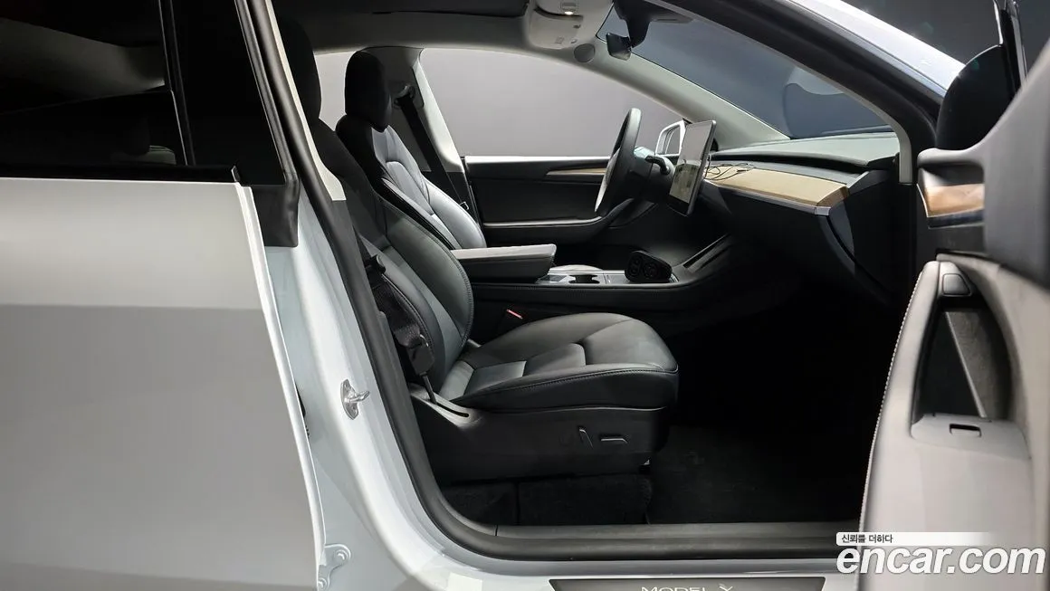 Tesla Model Y 2022 из KR, фото 3
