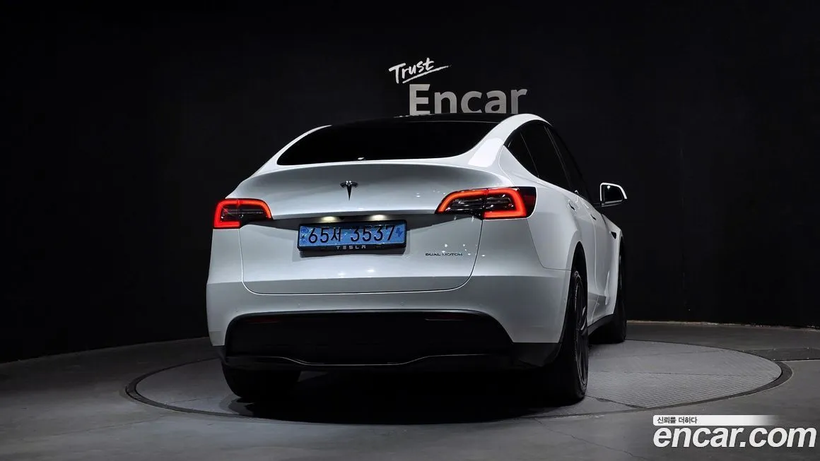 Tesla Model Y 2022 из KR, фото 6