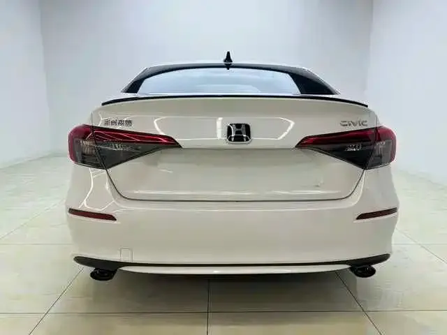 Honda Civic — фото 5