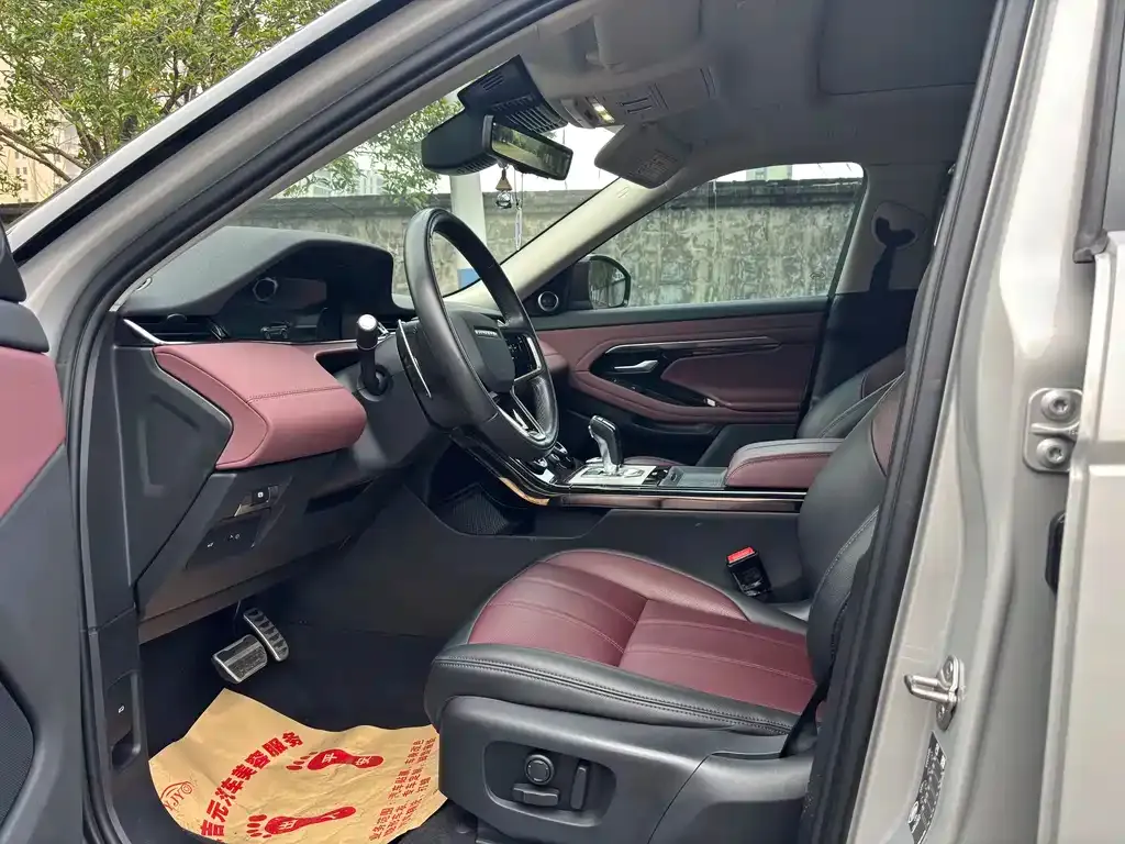 Land Rover Evoque 2024 из CN, фото 5