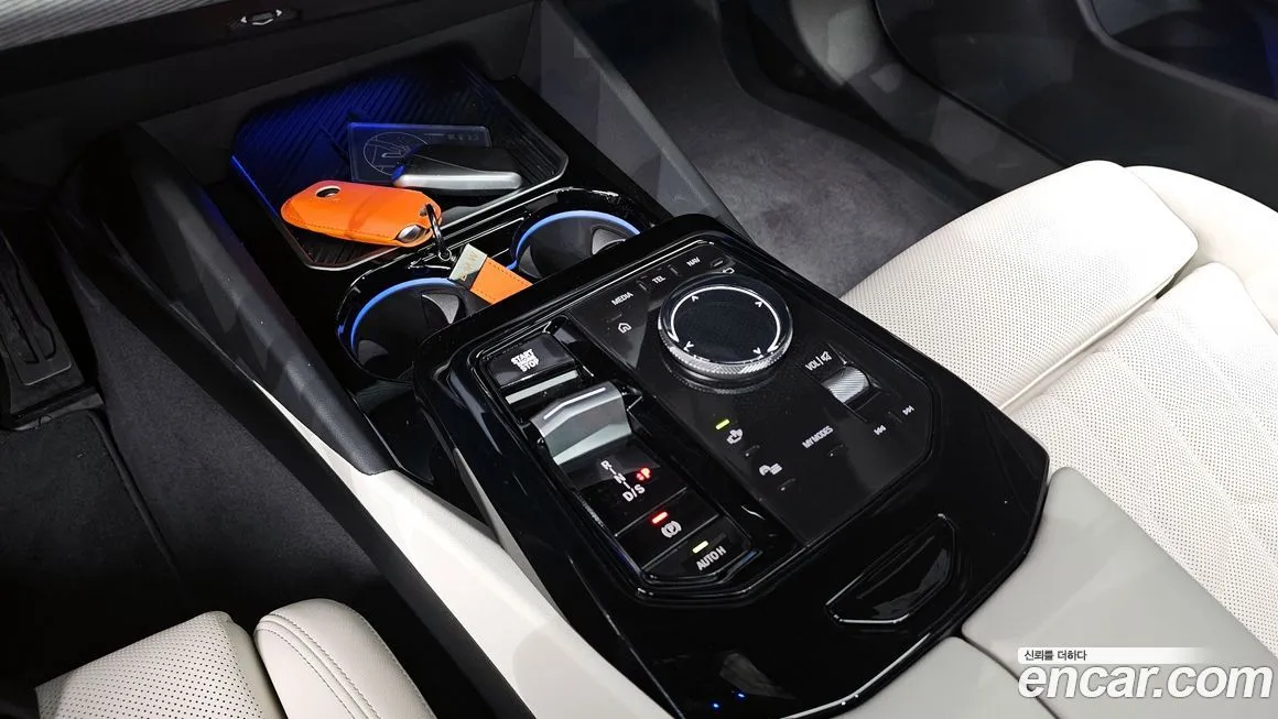 BMW 5-Series 2025 из KR, фото 7