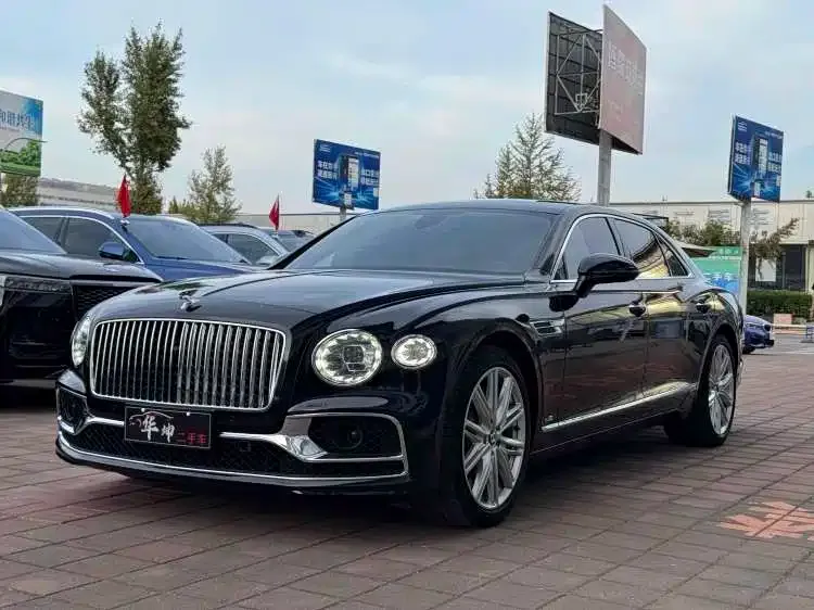 Bentley Flying Spur 2021 из CN, фото 1