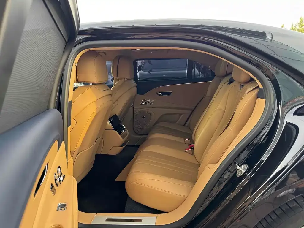 Bentley Flying Spur 2021 из CN, фото 2