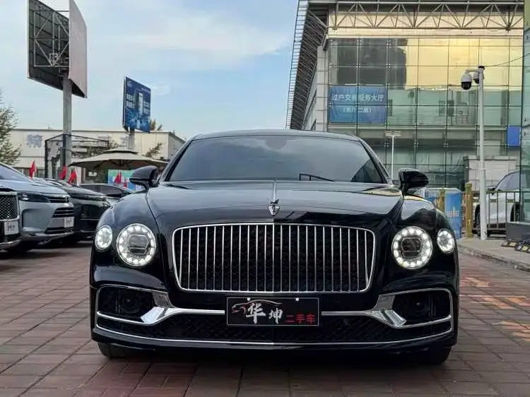 Bentley Flying Spur 2021 из CN, фото 9