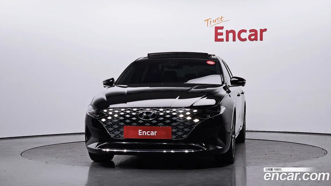 Hyundai Grandeur 2022 из KR, фото 2