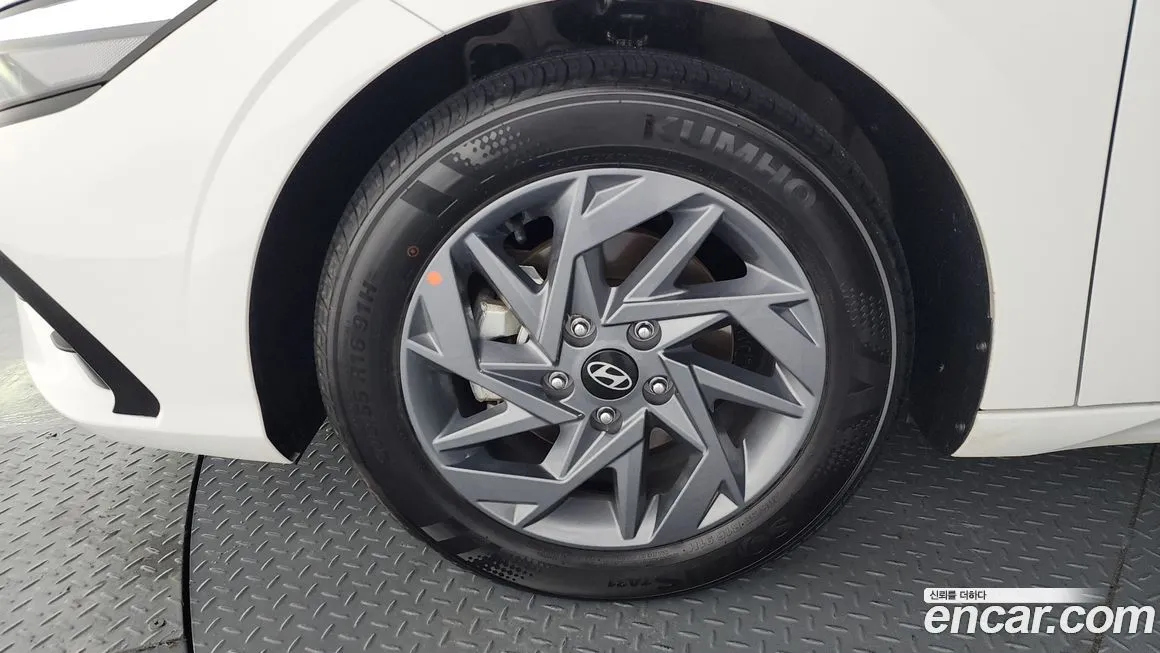 Hyundai AVANTE 2024 из KR, фото 5