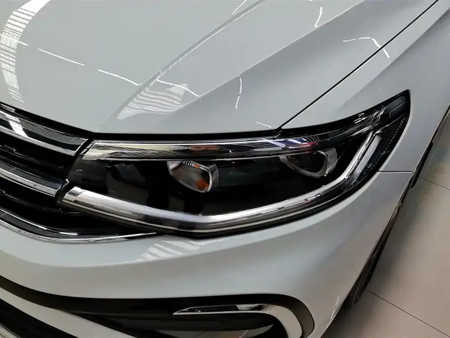 Volkswagen Bora 2023 из CN, фото 4