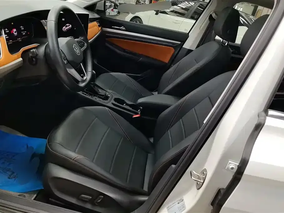 Volkswagen Bora 2023 из CN, фото 9