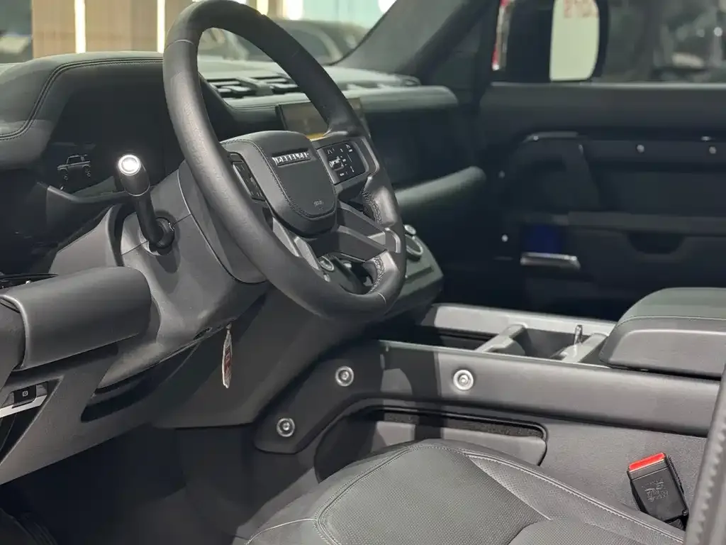 Land Rover Defender 2025 из CN, фото 3