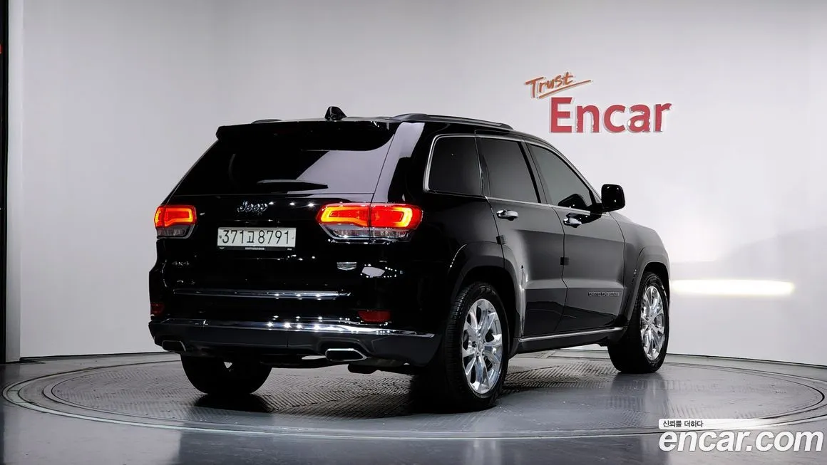 Jeep Cherokee — фото 2
