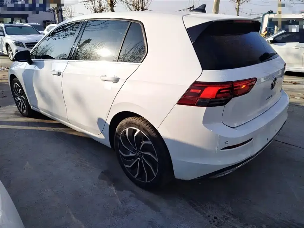 Volkswagen Golf 2022 из CN, фото 5