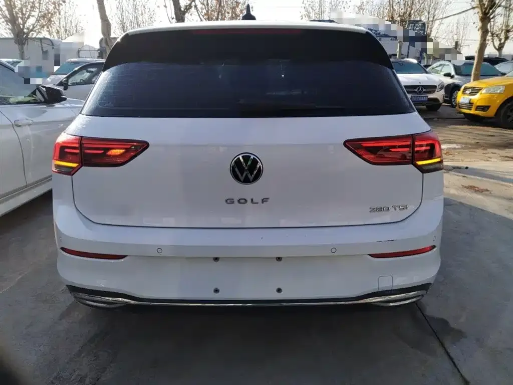 Volkswagen Golf 2022 из CN, фото 6