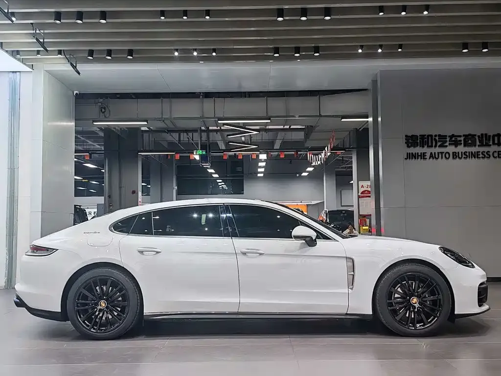 Porsche Panamera 2022 из CN, фото 4