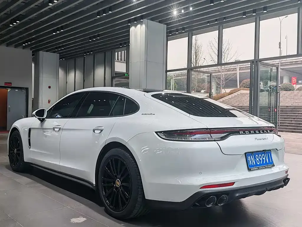 Porsche Panamera 2022 из CN, фото 2