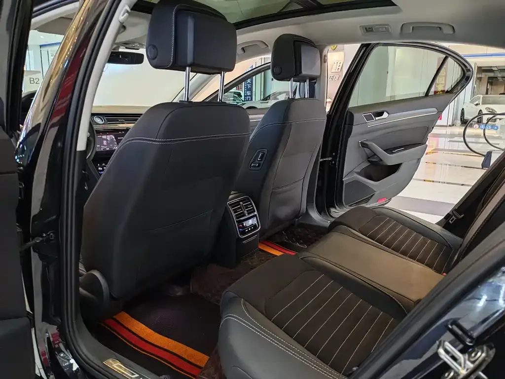 Volkswagen Magotan 2021 из CN, фото 10
