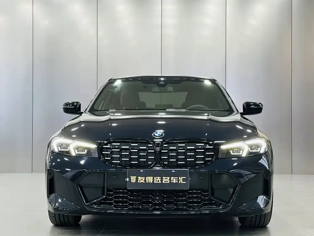 BMW 3 Series 2024 из CN, фото 2