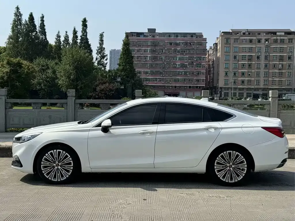 Hongqi H5 2022 из CN, фото 4