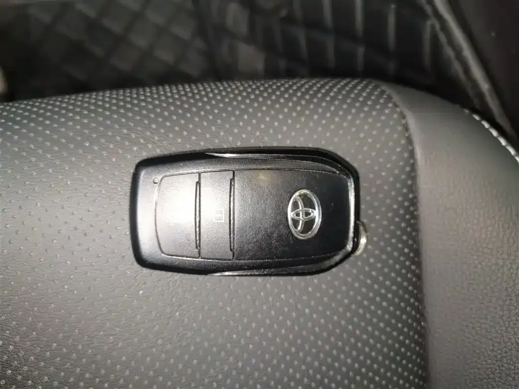 Toyota Frontlander 2025 из CN, фото 5