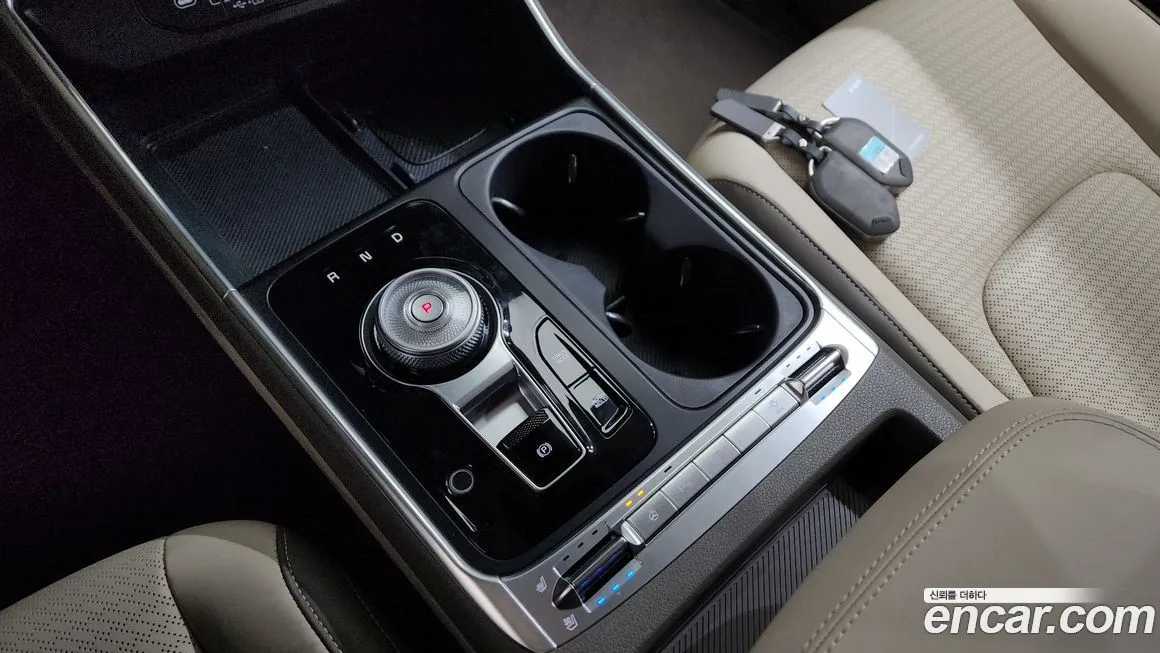Kia Carnival — фото 10