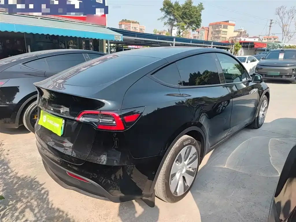 Tesla Model Y 2023 из CN, фото 5