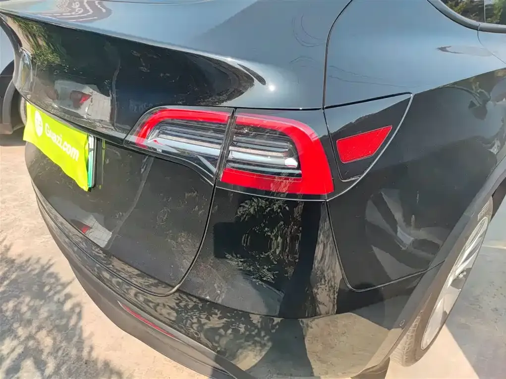 Tesla Model Y 2023 из CN, фото 6